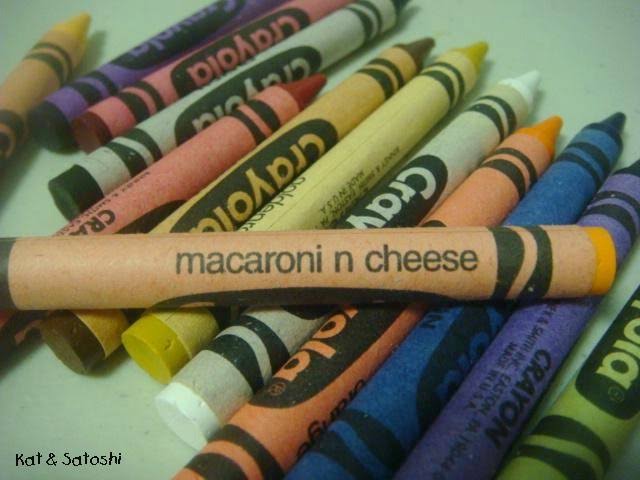 Crayon color named Mac and Cheese